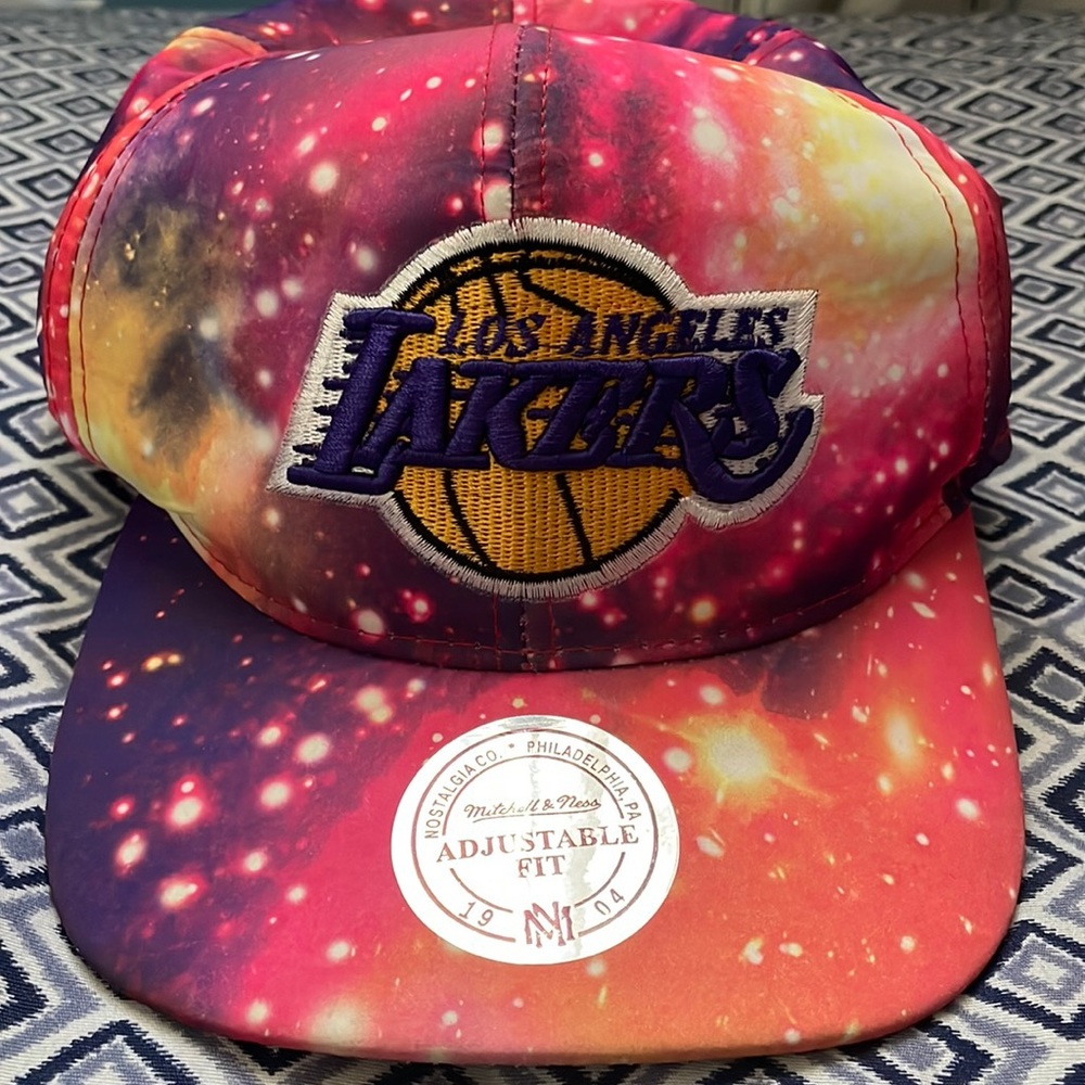Lakers galaxy snap back hat